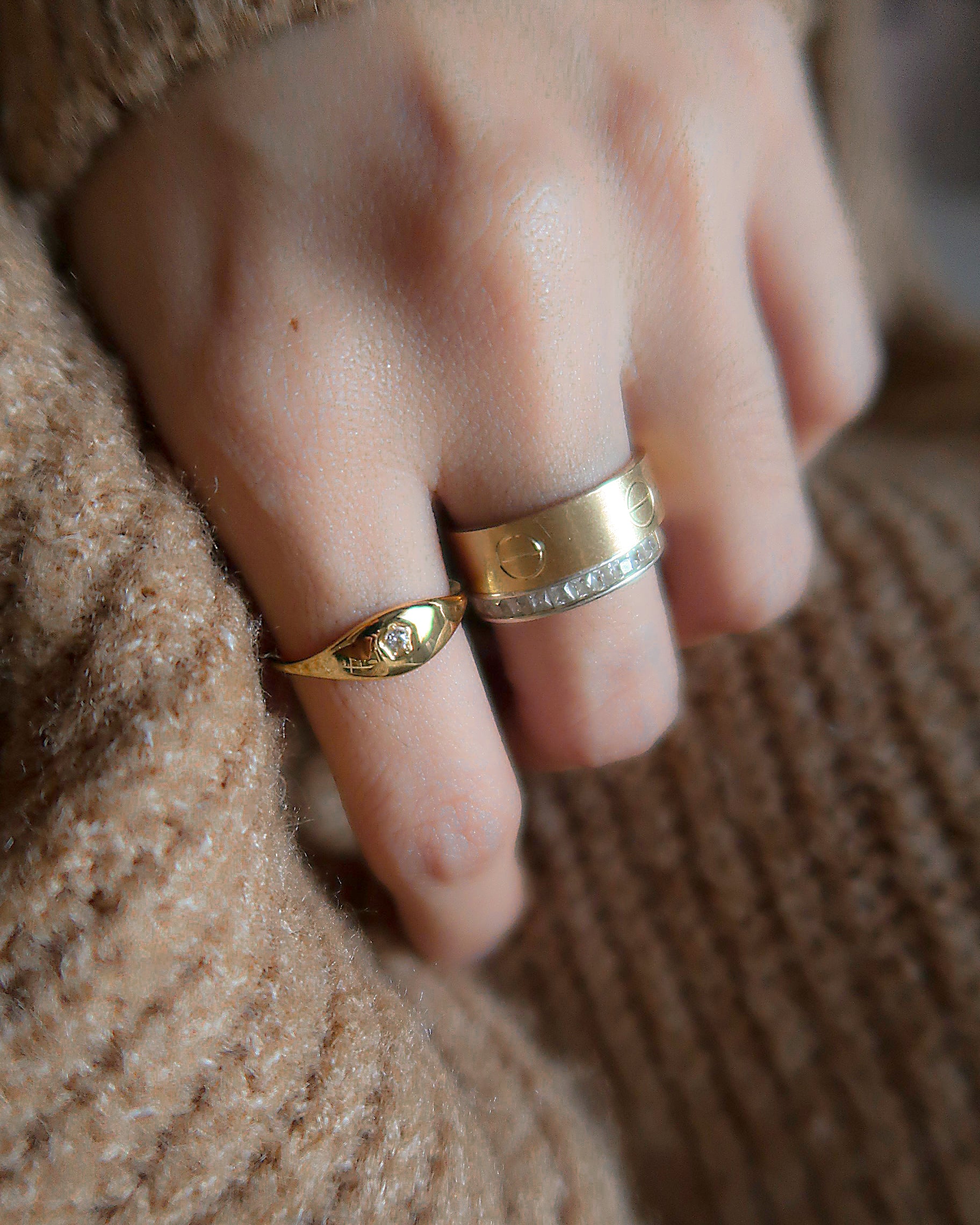 The Uncommon Signet Solitaire Zircon Ring