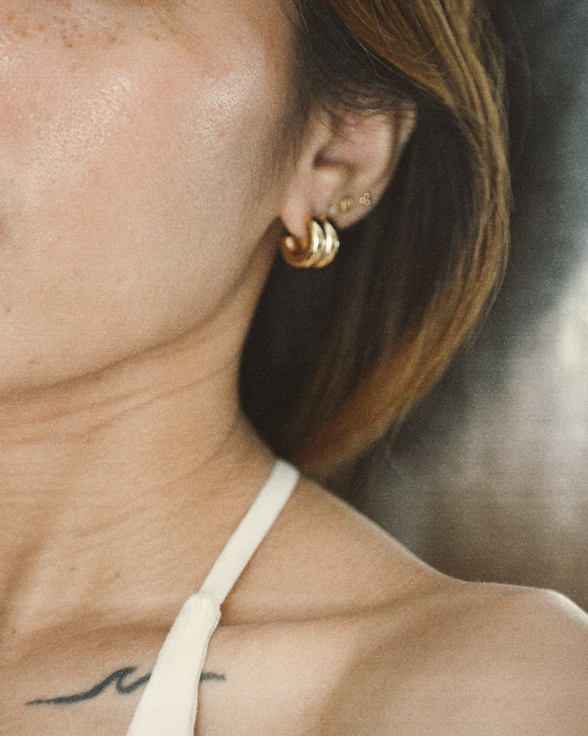 Two-Tone Half Hoops