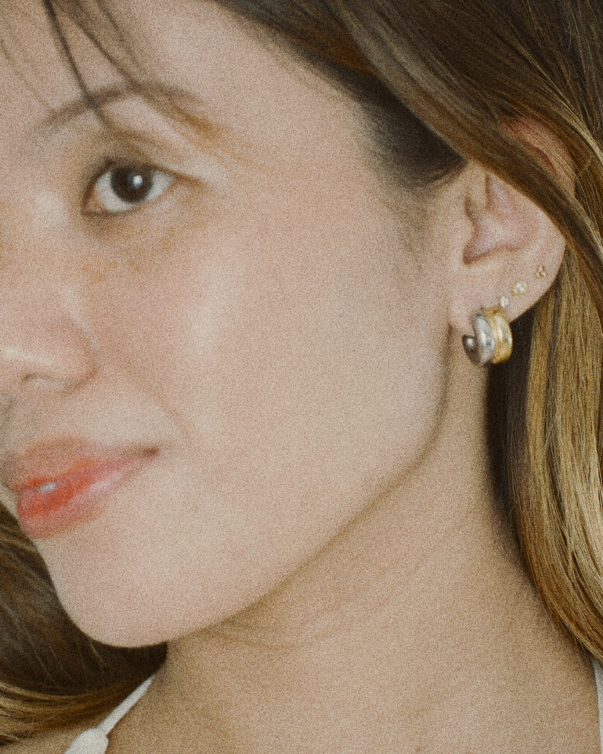 Two-Tone Half Hoops