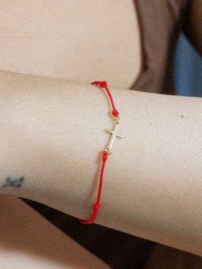 The Red Line Cross Any-size Bracelet in Solid Gold