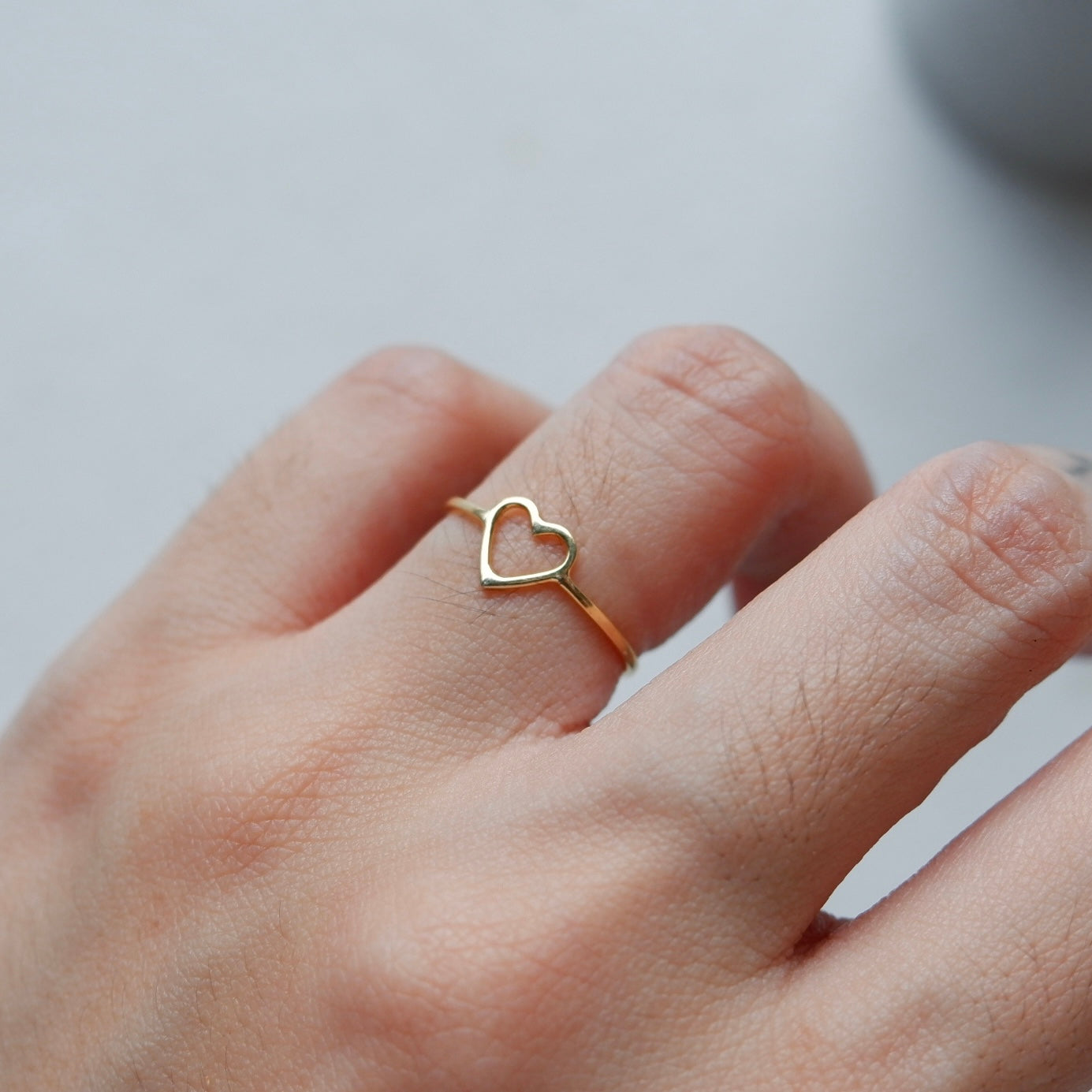 The Happy Heart Line Ring in Solid Gold