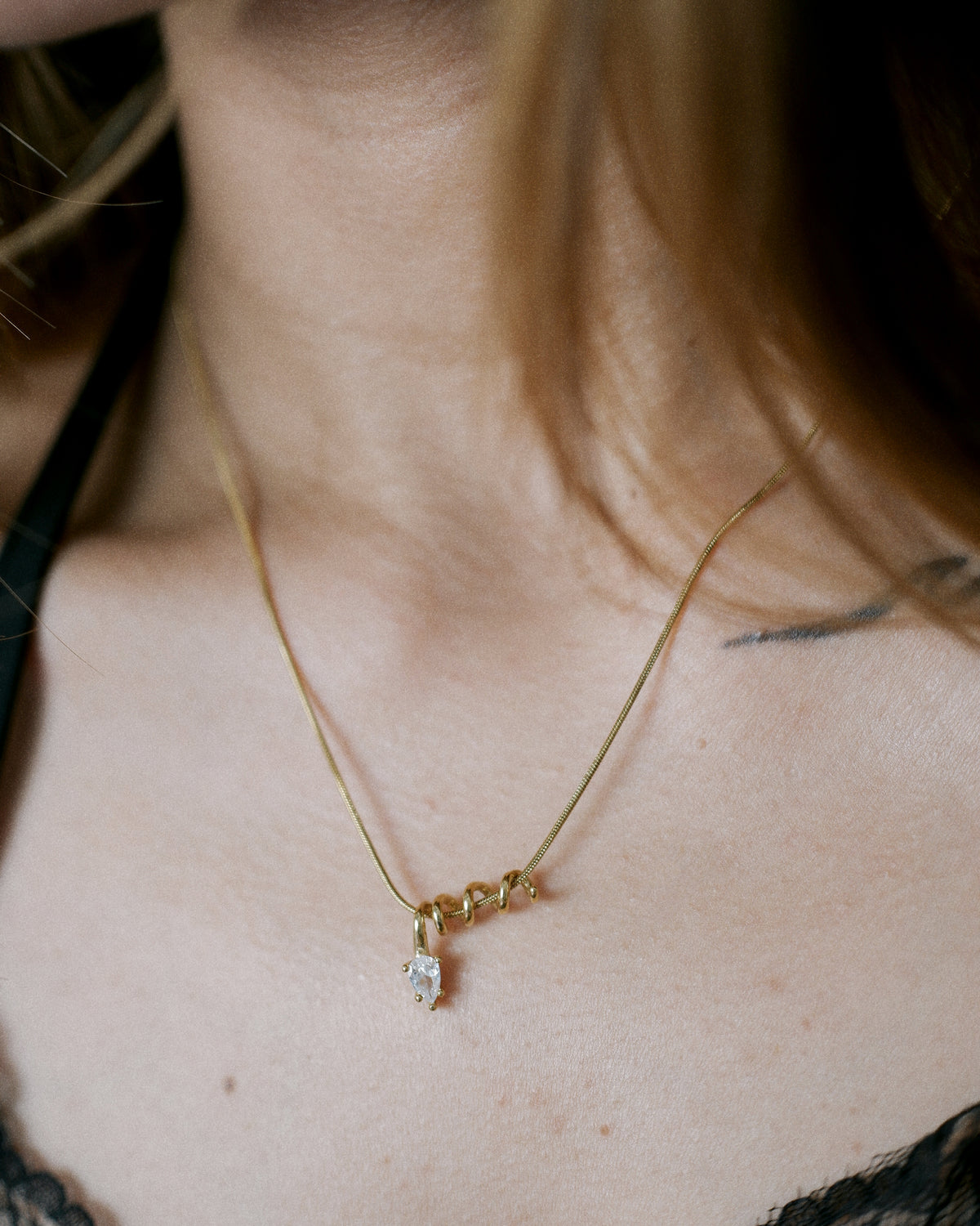 Serpentine Pear Slinky Necklace