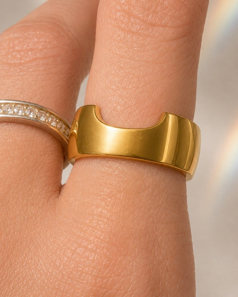 The Chunky Engagement Stacker Band