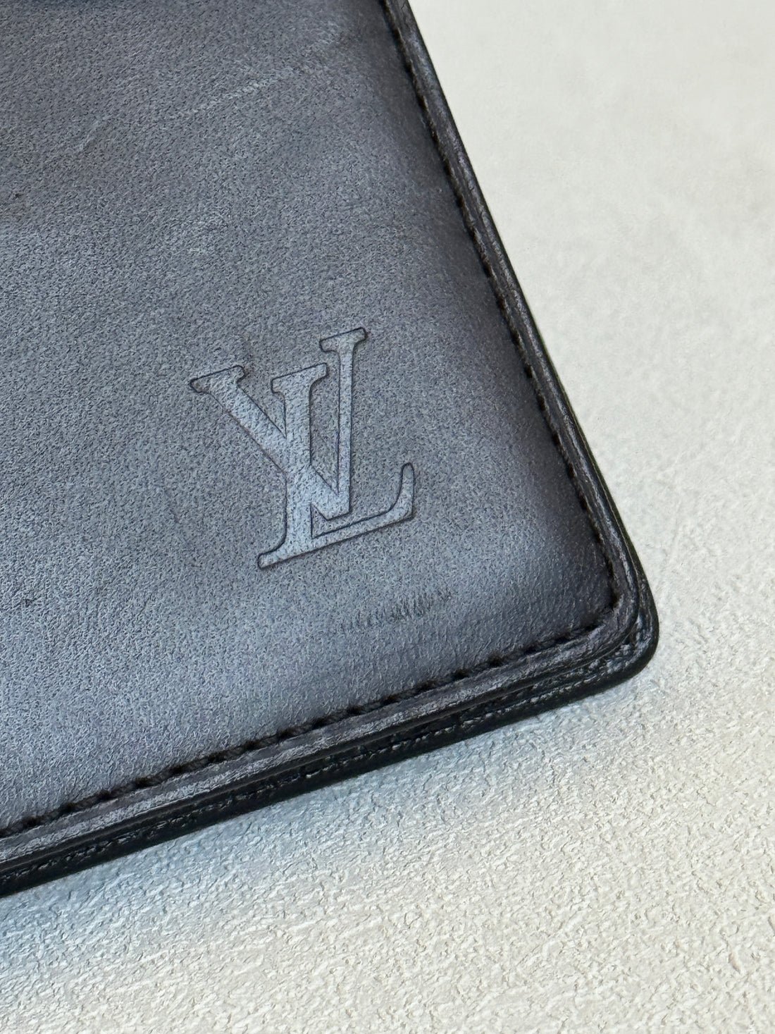 Louis Vuitton 2004 Smooth Black Leather Agenda PM