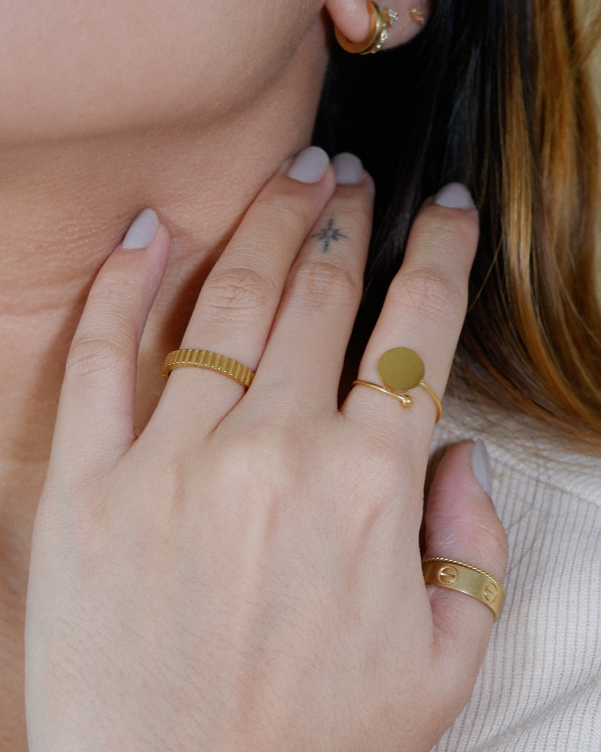 That Girl 2.0 Linear Ring