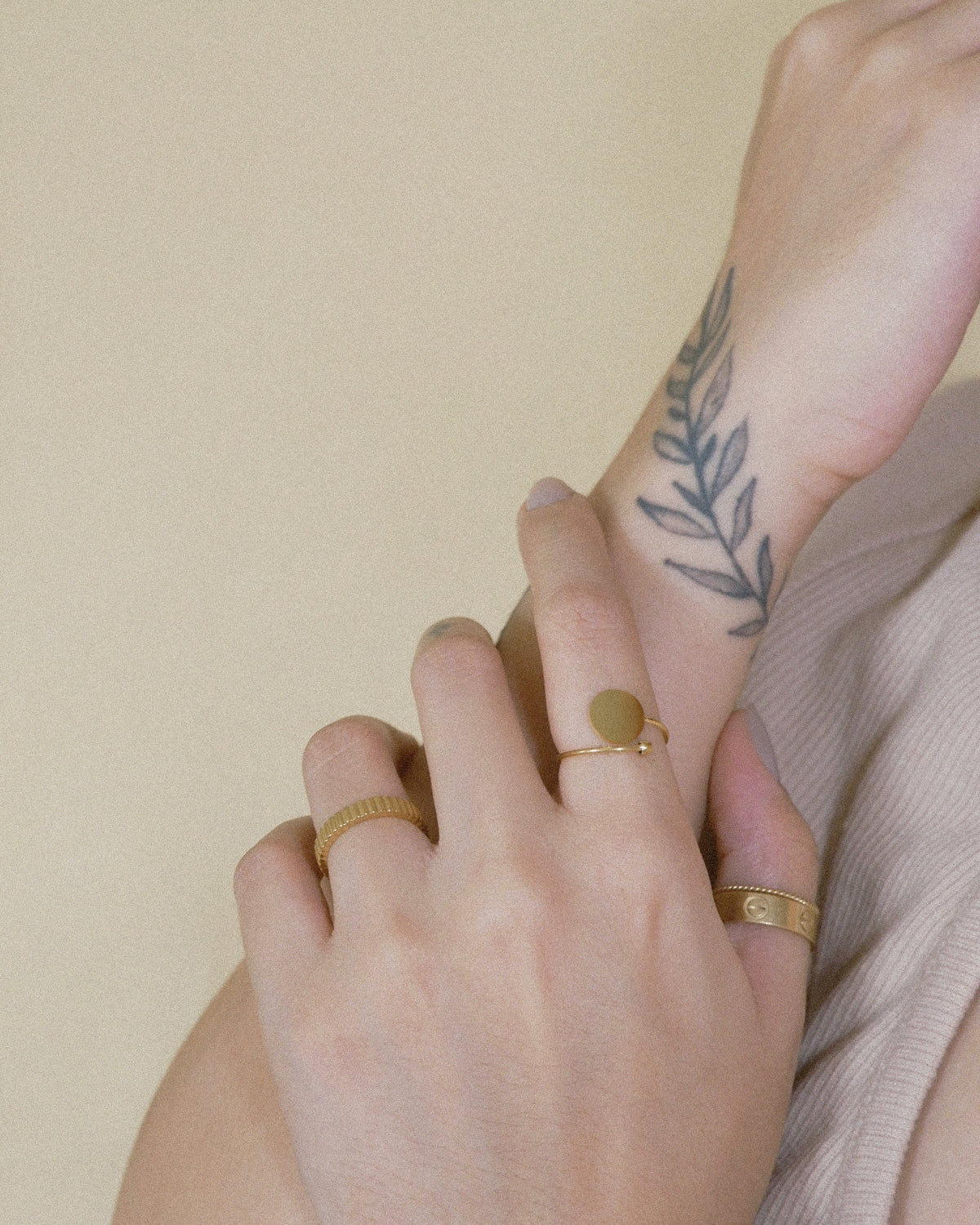 That Girl 2.0 Linear Ring