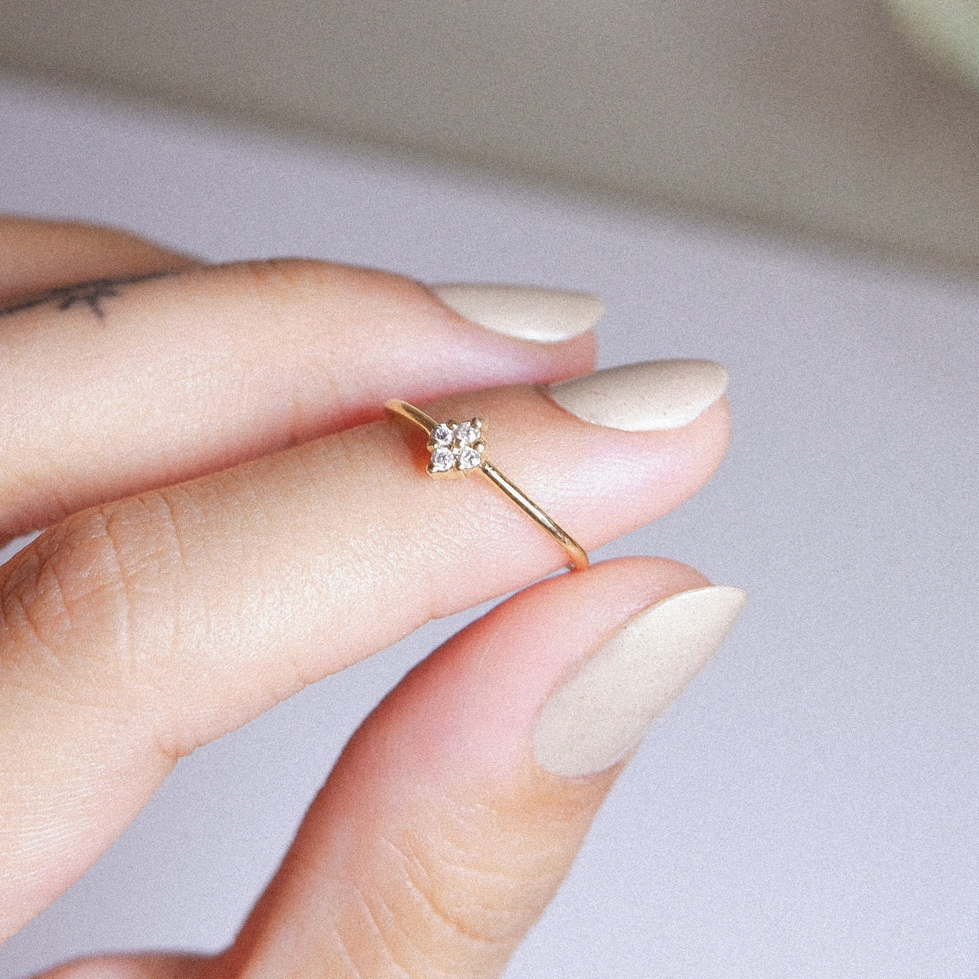 The Story Birthstone Ring in Solid Gold