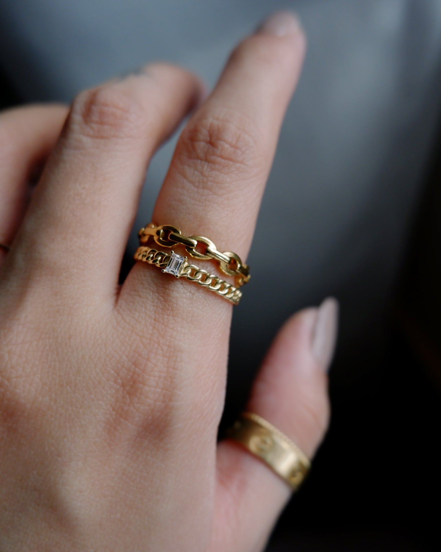 The Solid Chain Band