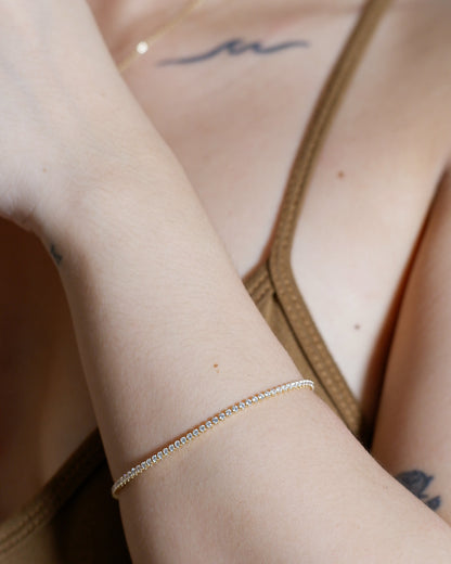 The Mini Tennis Bracelet in Solid Gold