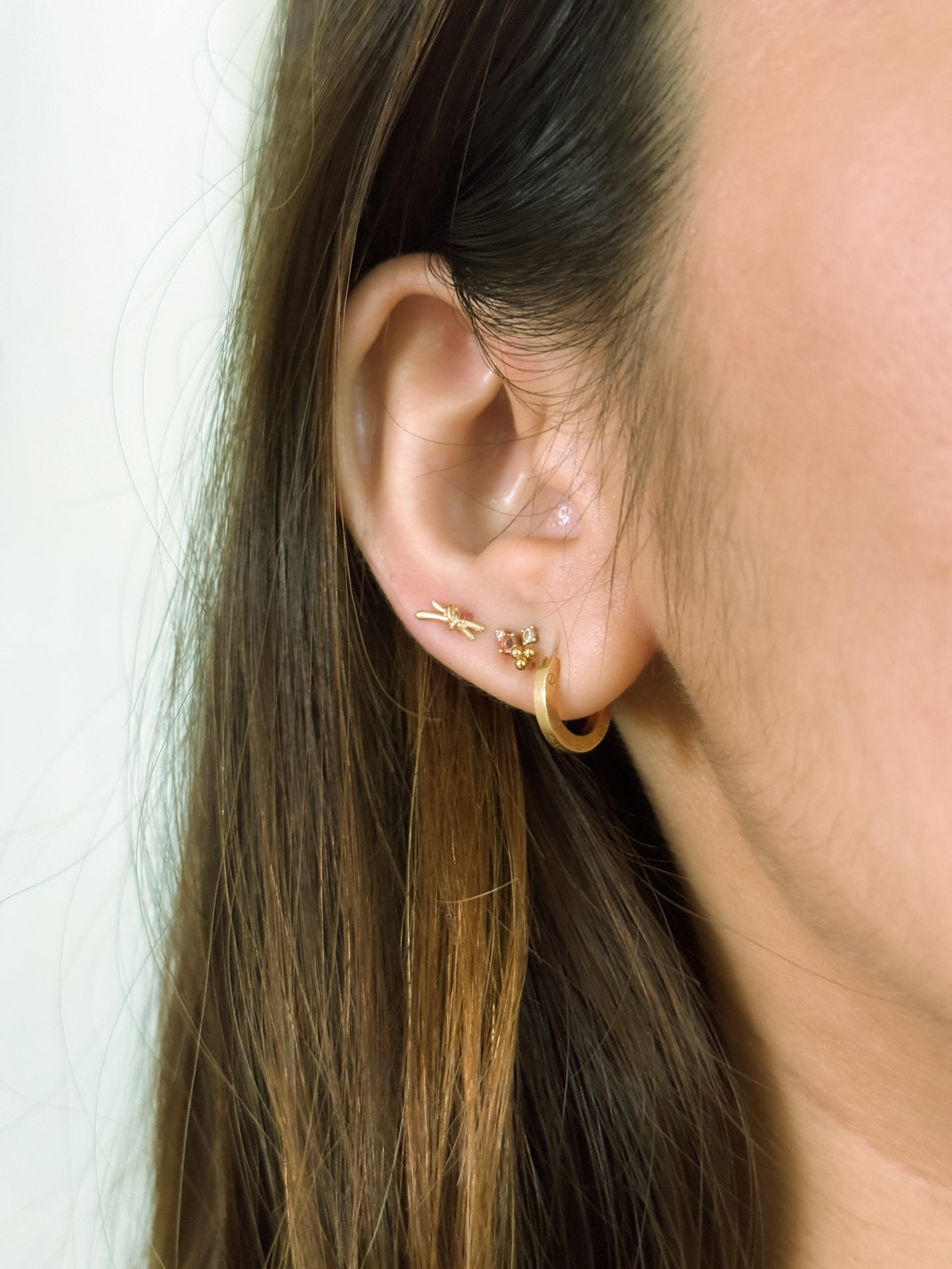 The Minimalist Knot Earrings in Solid Gold