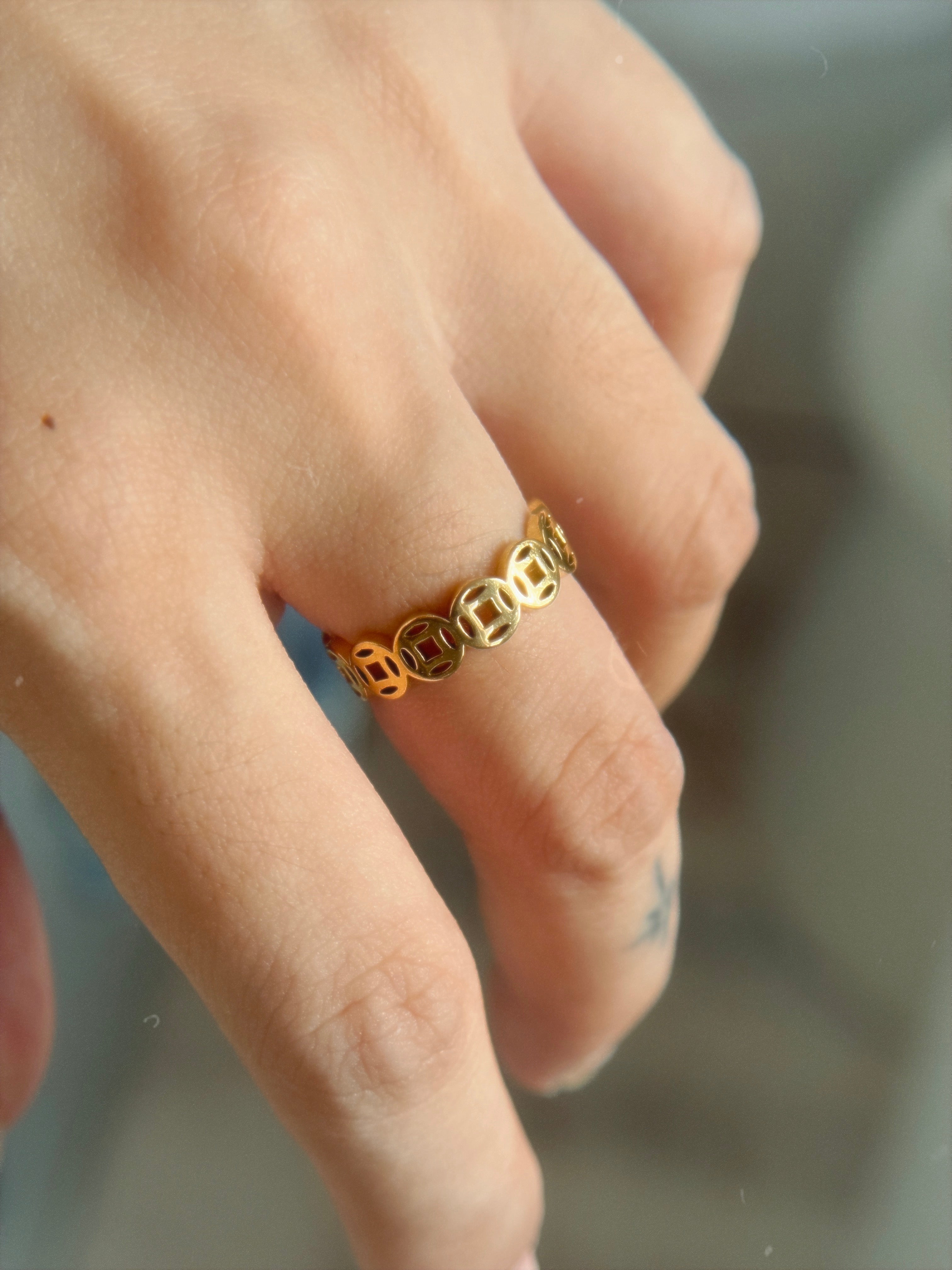 The Money Magnet Statement Band