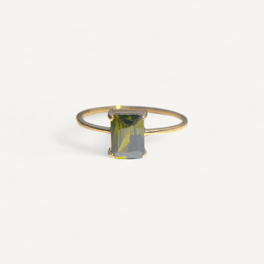 The Baguette Peridot Birthstone Bold Ring in Solid Gold