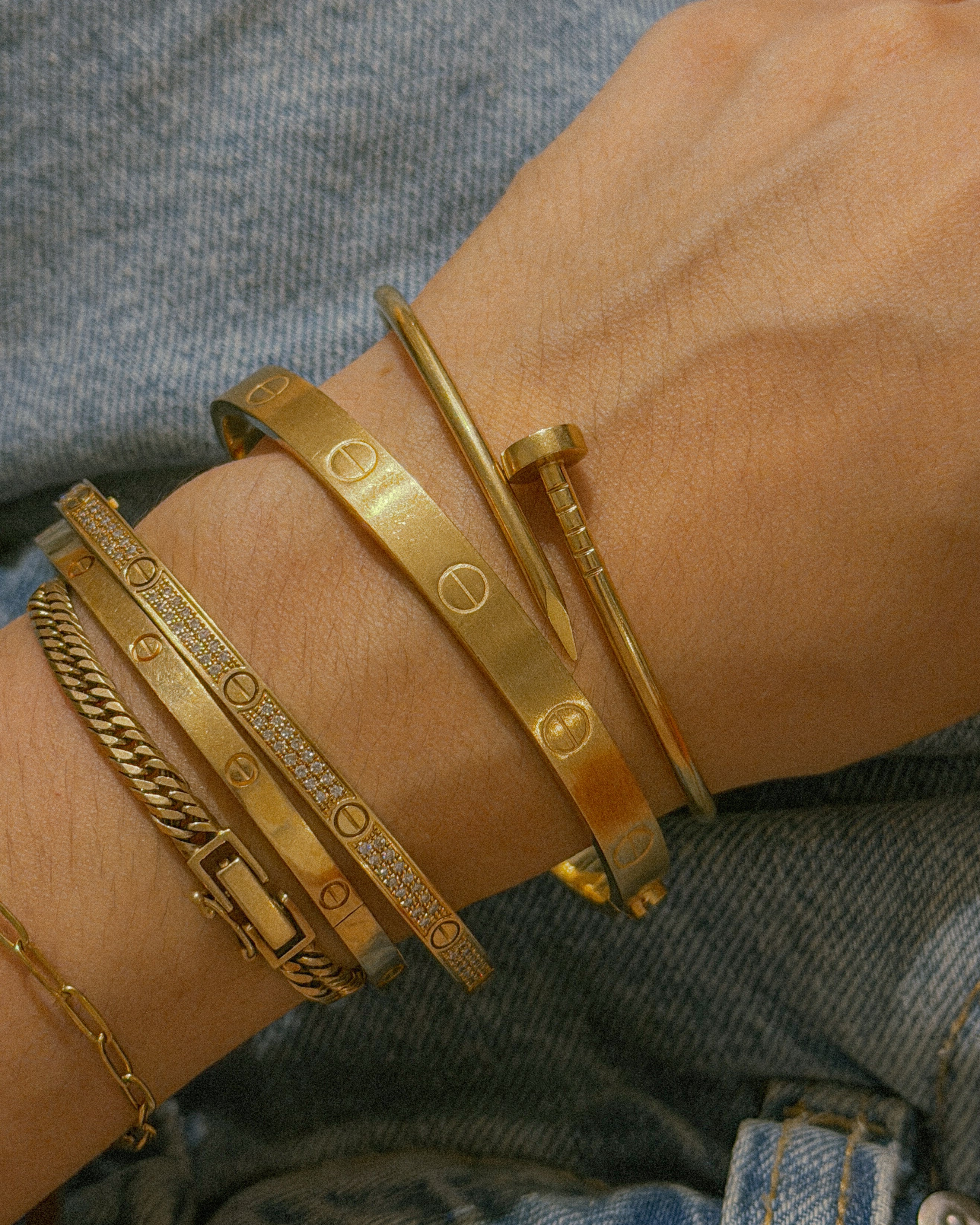 (Handed-down) 2025 Rare Matte Brushed 6mm Love Bangle in Solid Gold