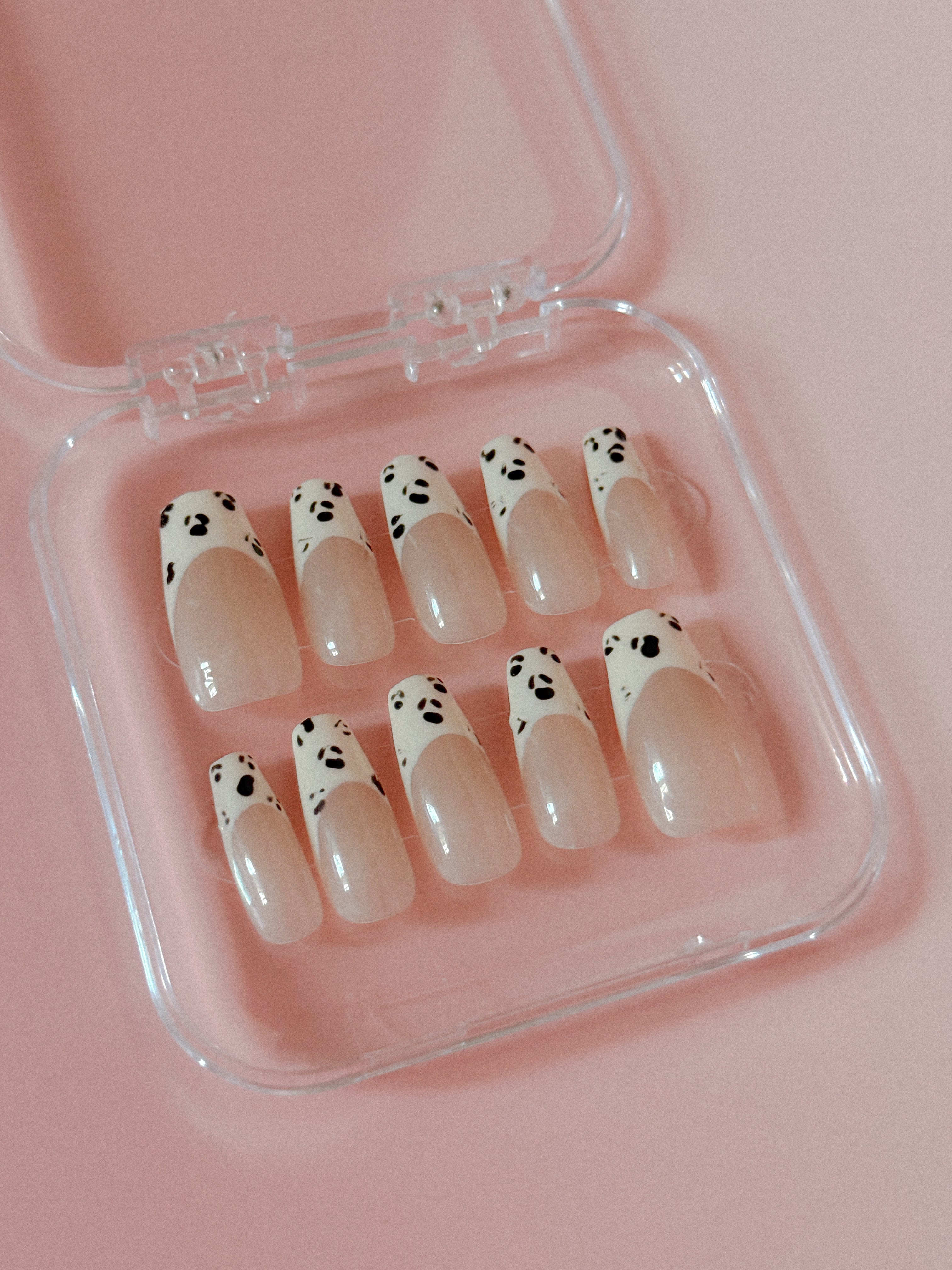 Clean Girl Nails (Handmade & Reusable Press On Nails)