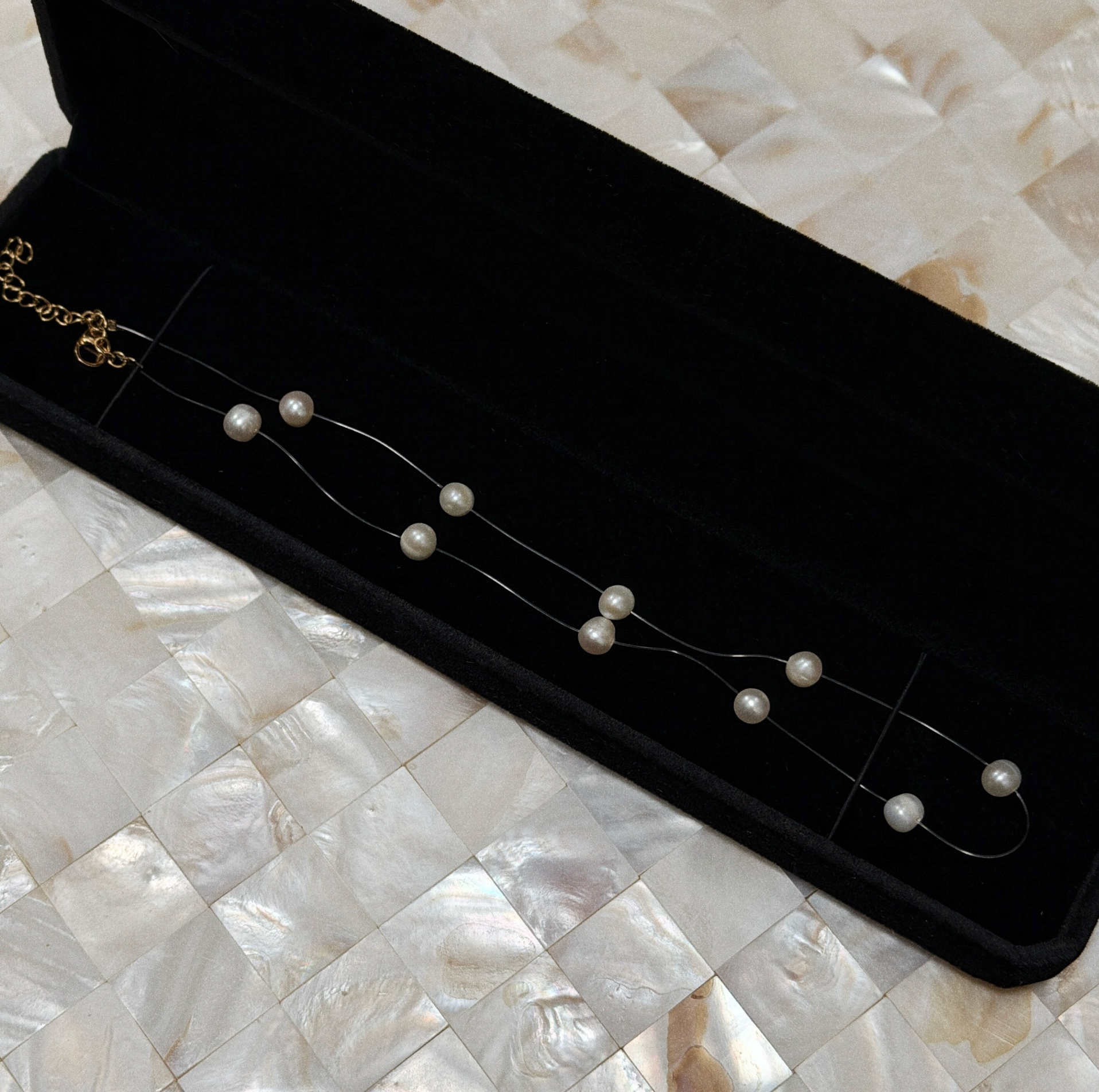 The Floating Pearl String Necklace