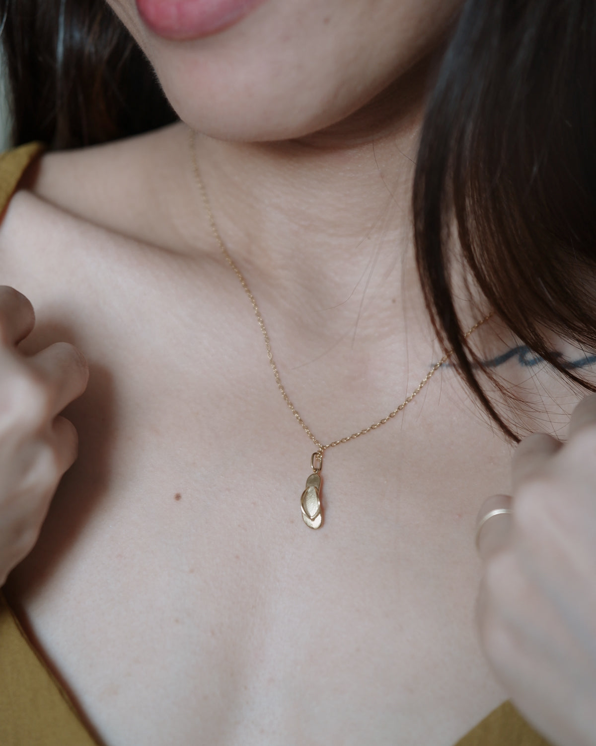 The Casual Girlie Golden Flip Flop Necklace