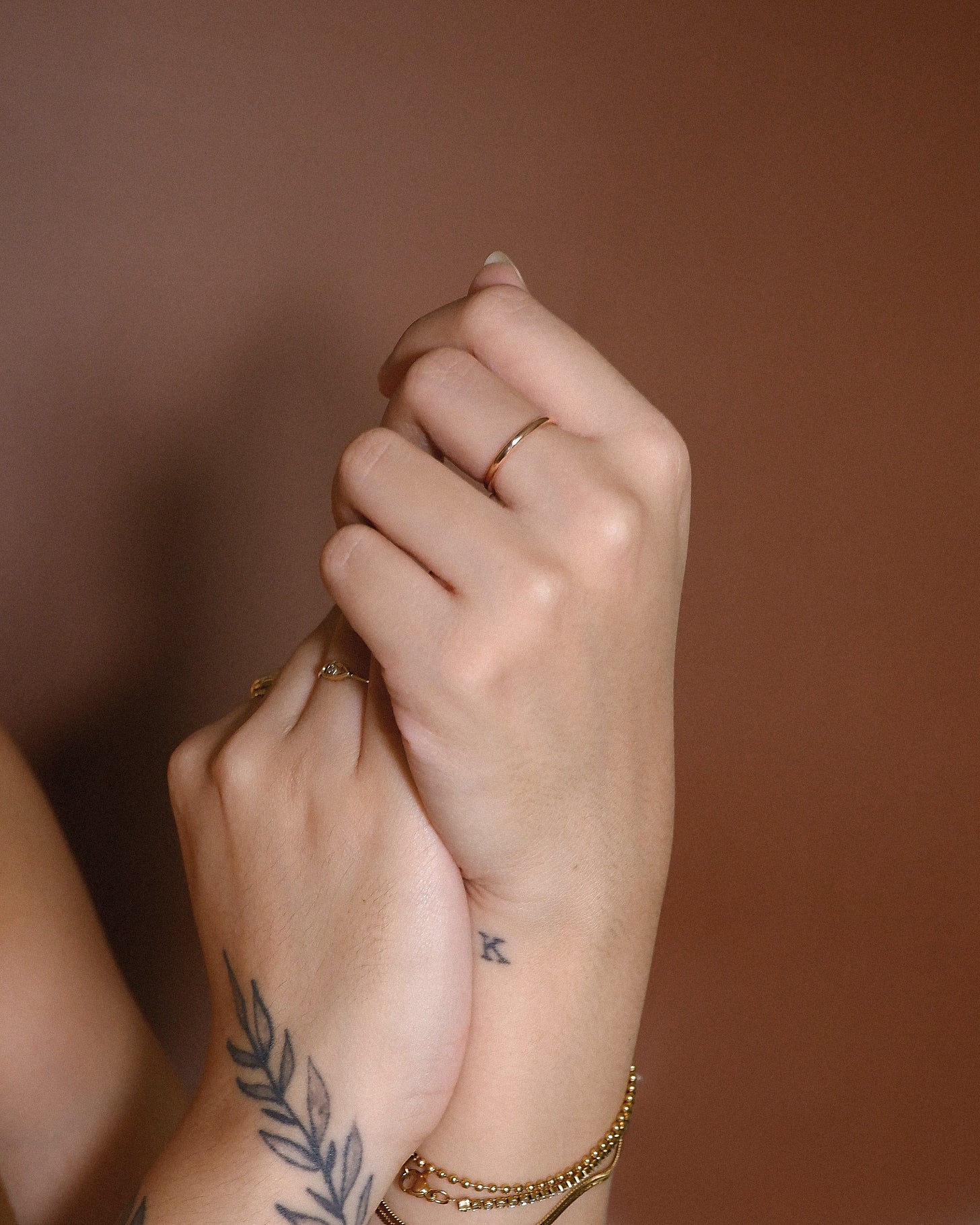 The Modern Stack - Dainty Curved 2mm Band in Solid Gold