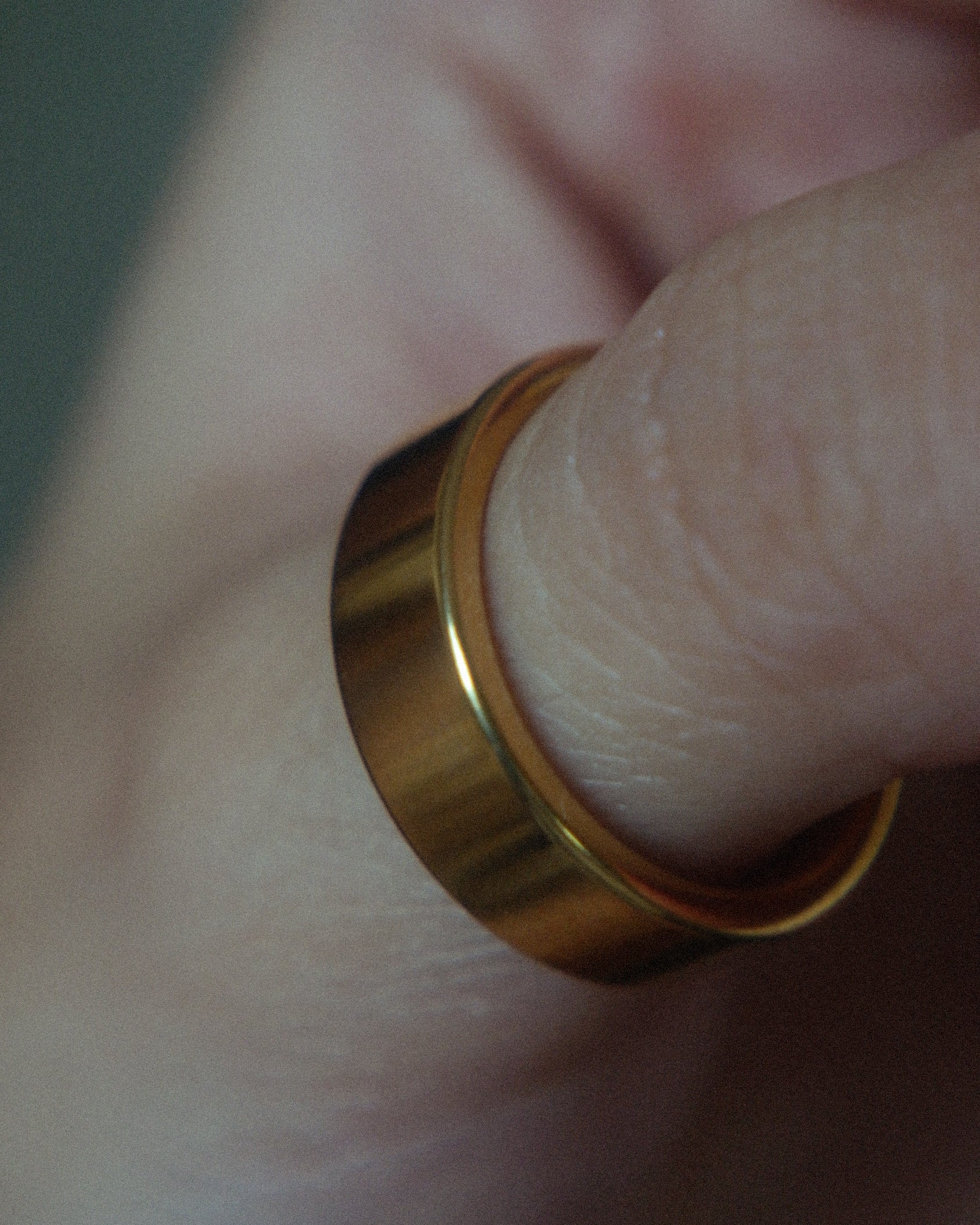 The Flat Stacker Cigar Band in 6mm