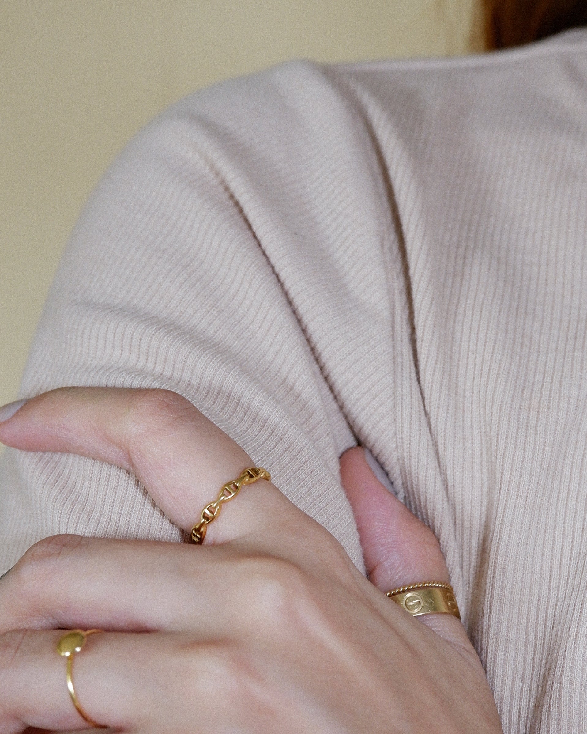 The Designer Solid Chain Band