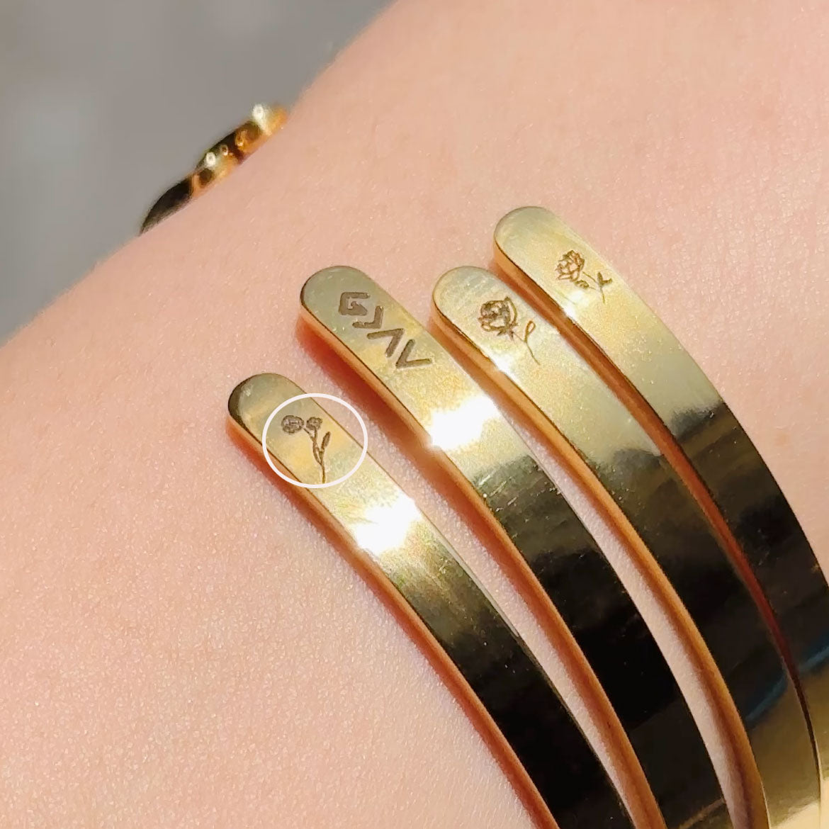 The Bare Bangle, Engraved