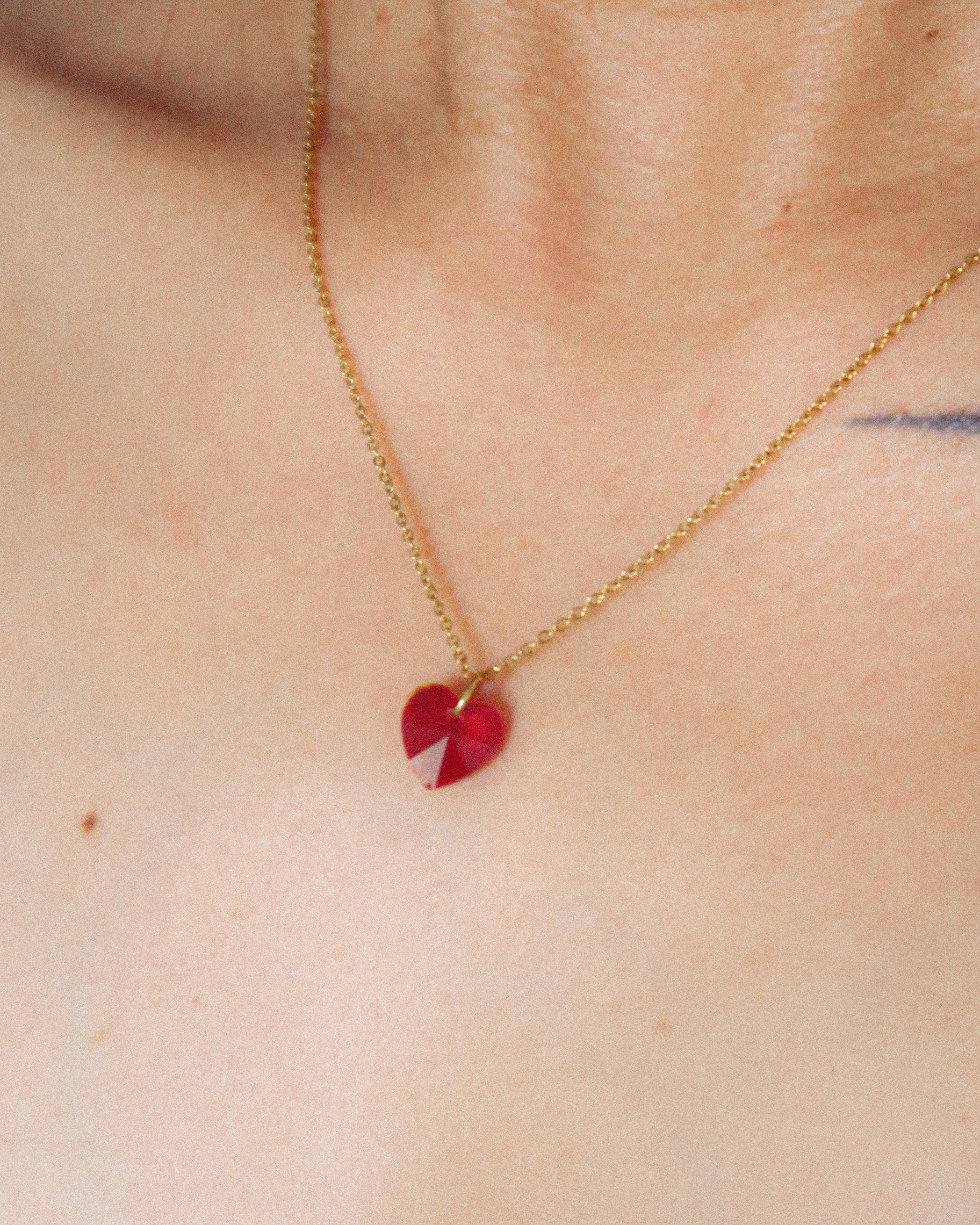 The Glassy Heart Necklace