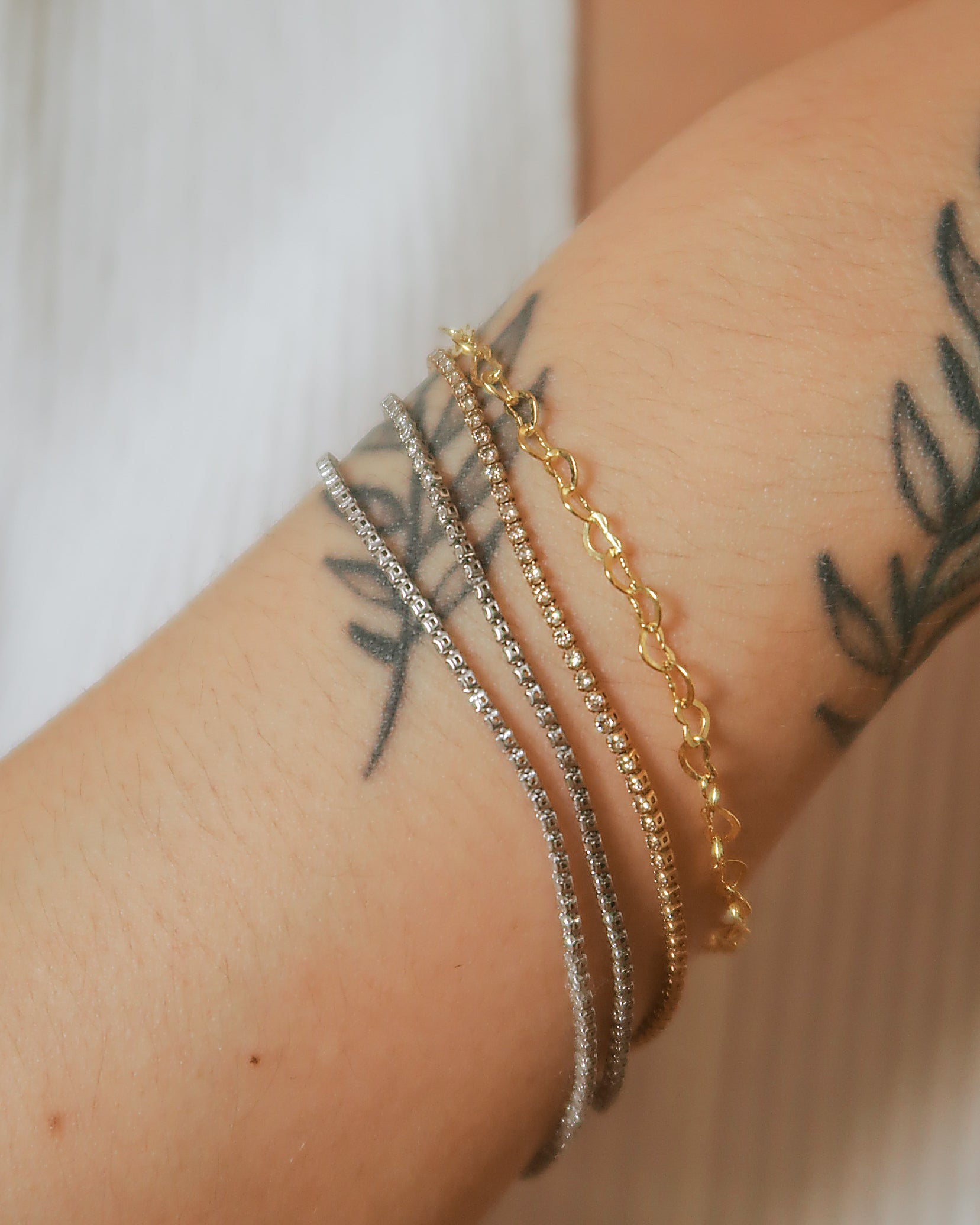 The Heart Link Bracelet in Solid Gold (Limited)