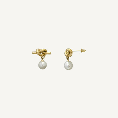 The Knot Pearl Earrings