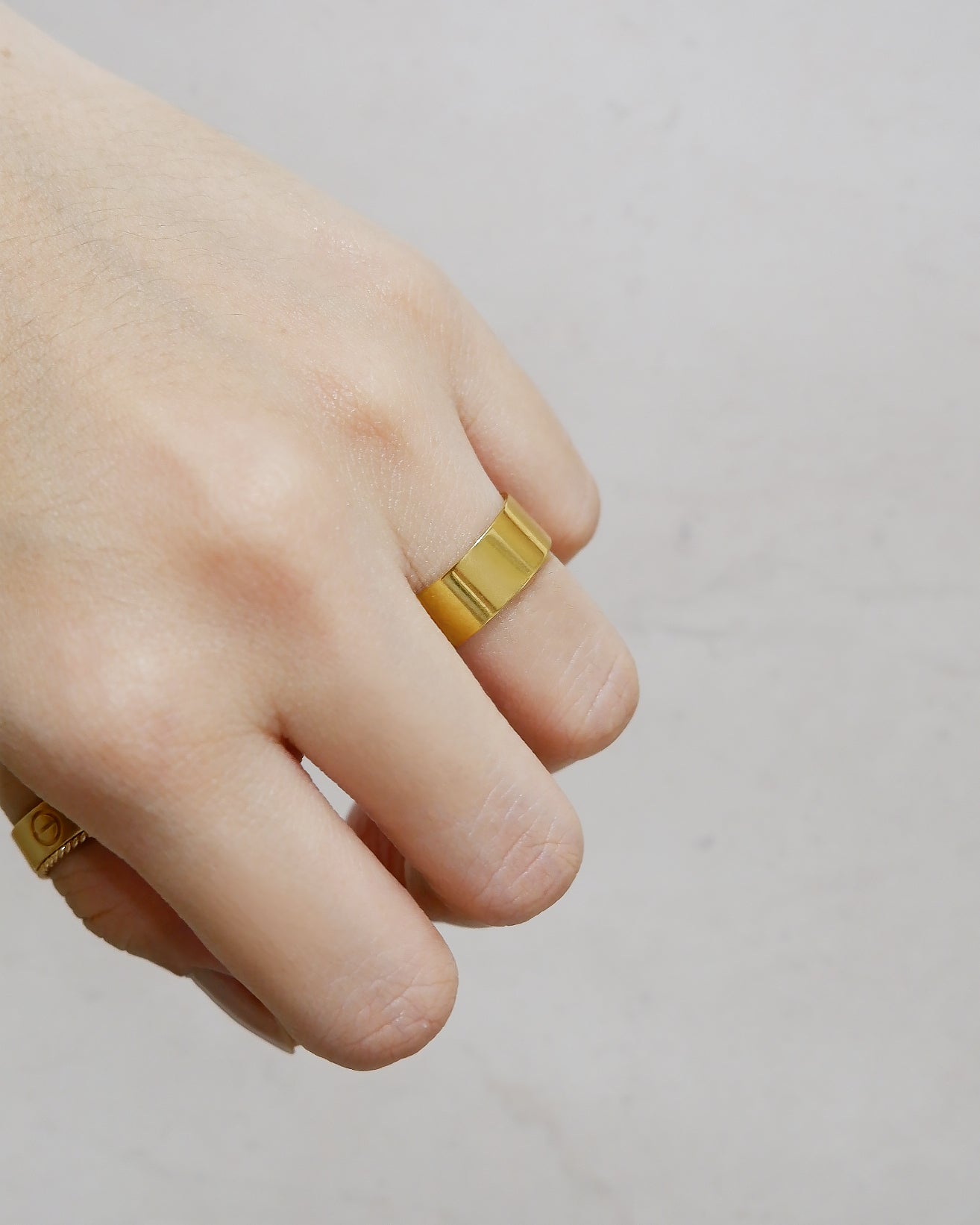 The Minimalist Cigar Band