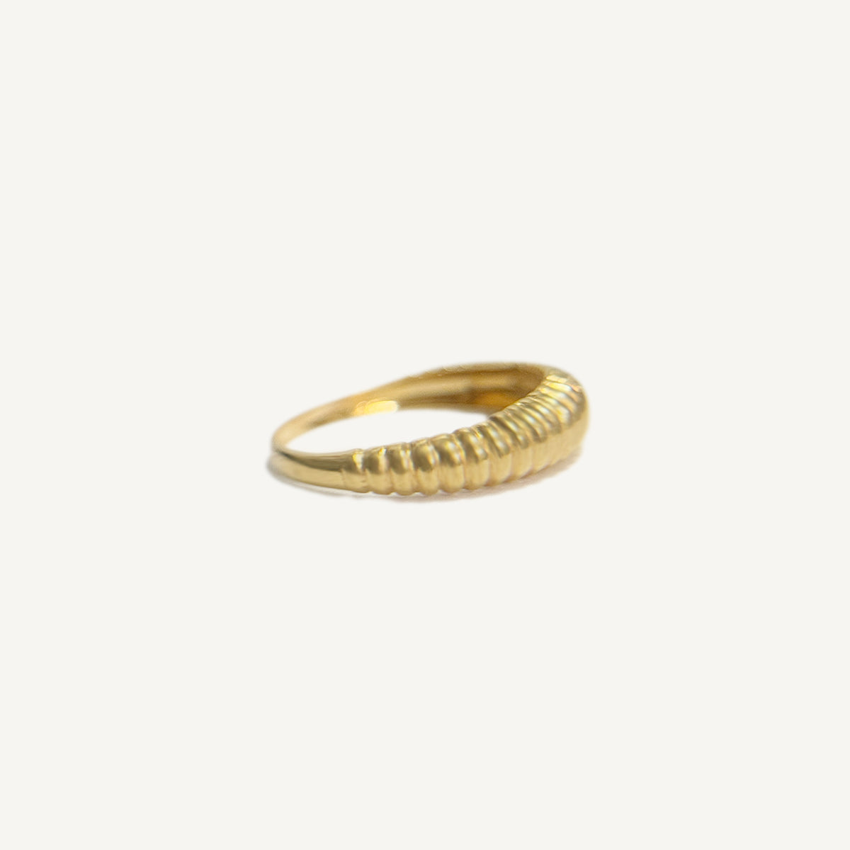 (One-off Piece) Linear Dome Ring in Solid Gold