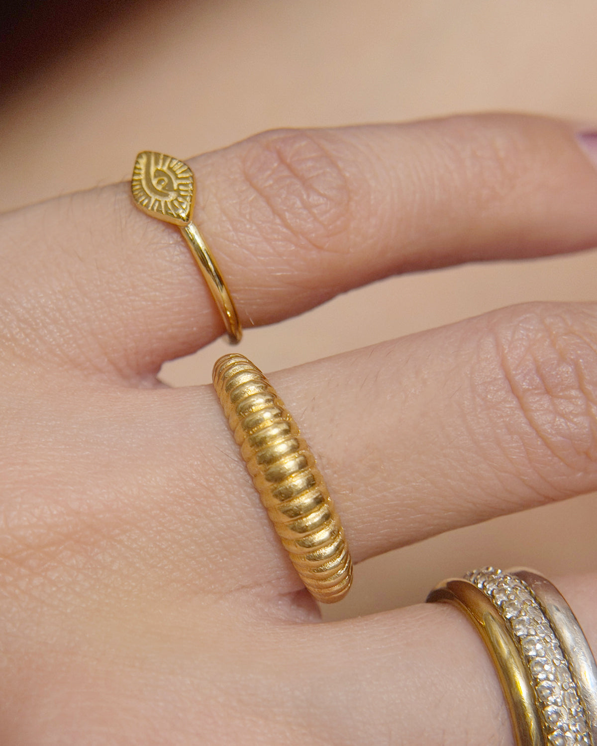 (One-off Piece) Linear Dome Ring in Solid Gold