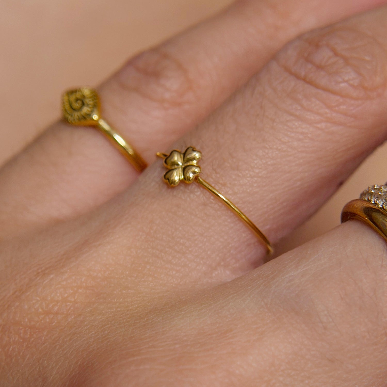 The Lucky Clover Ring in Solid Gold