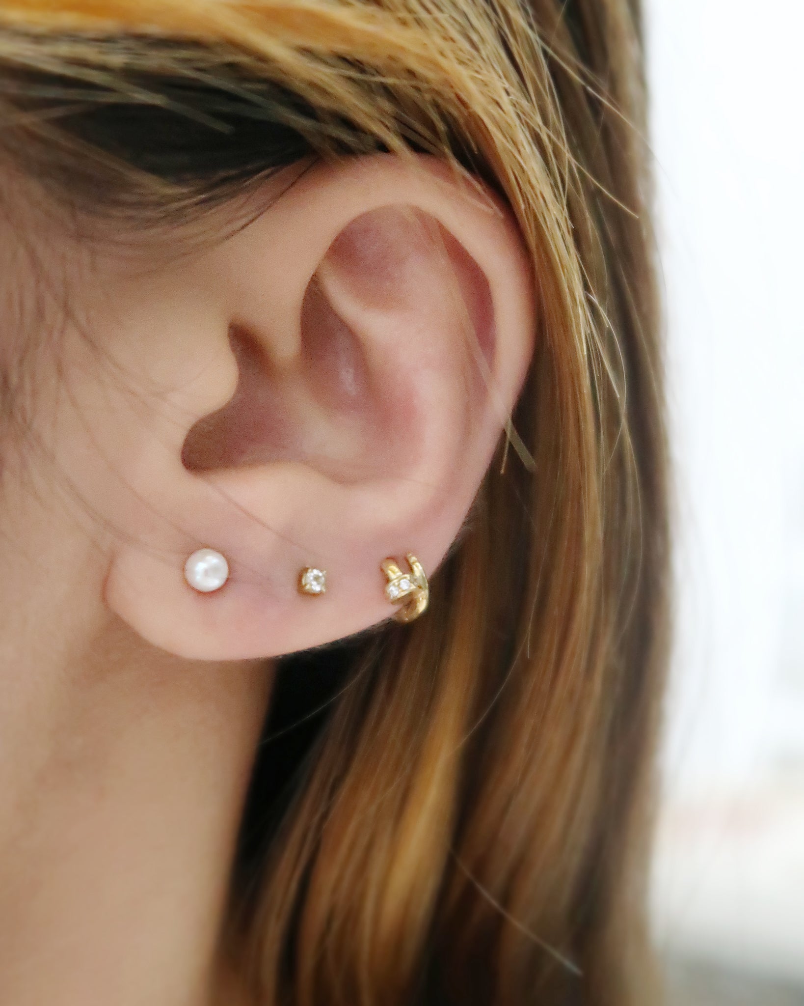 The Mini Pearl Earrings in Solid Gold