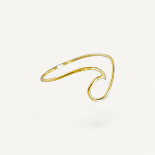 The Nami Ring in Solid Gold