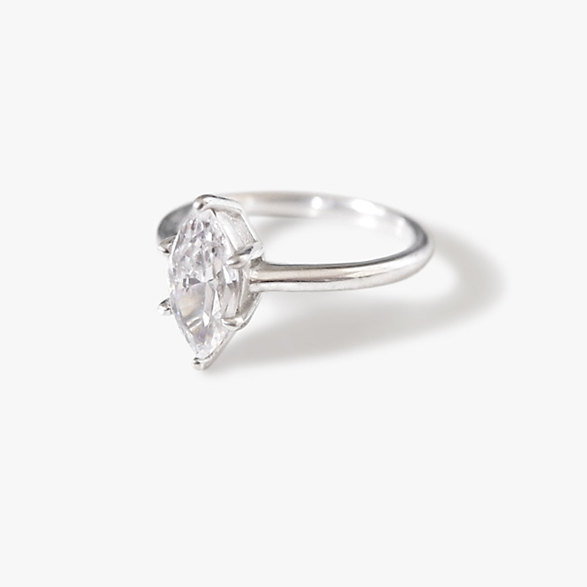 The Oli Moissanite Ring