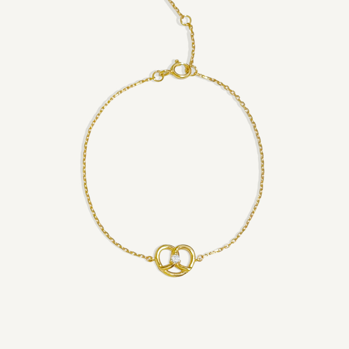 The Pretzel Knot Heart Solitaire Bracelet