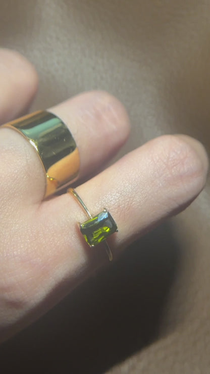 The Baguette Peridot Birthstone Bold Ring in Solid Gold