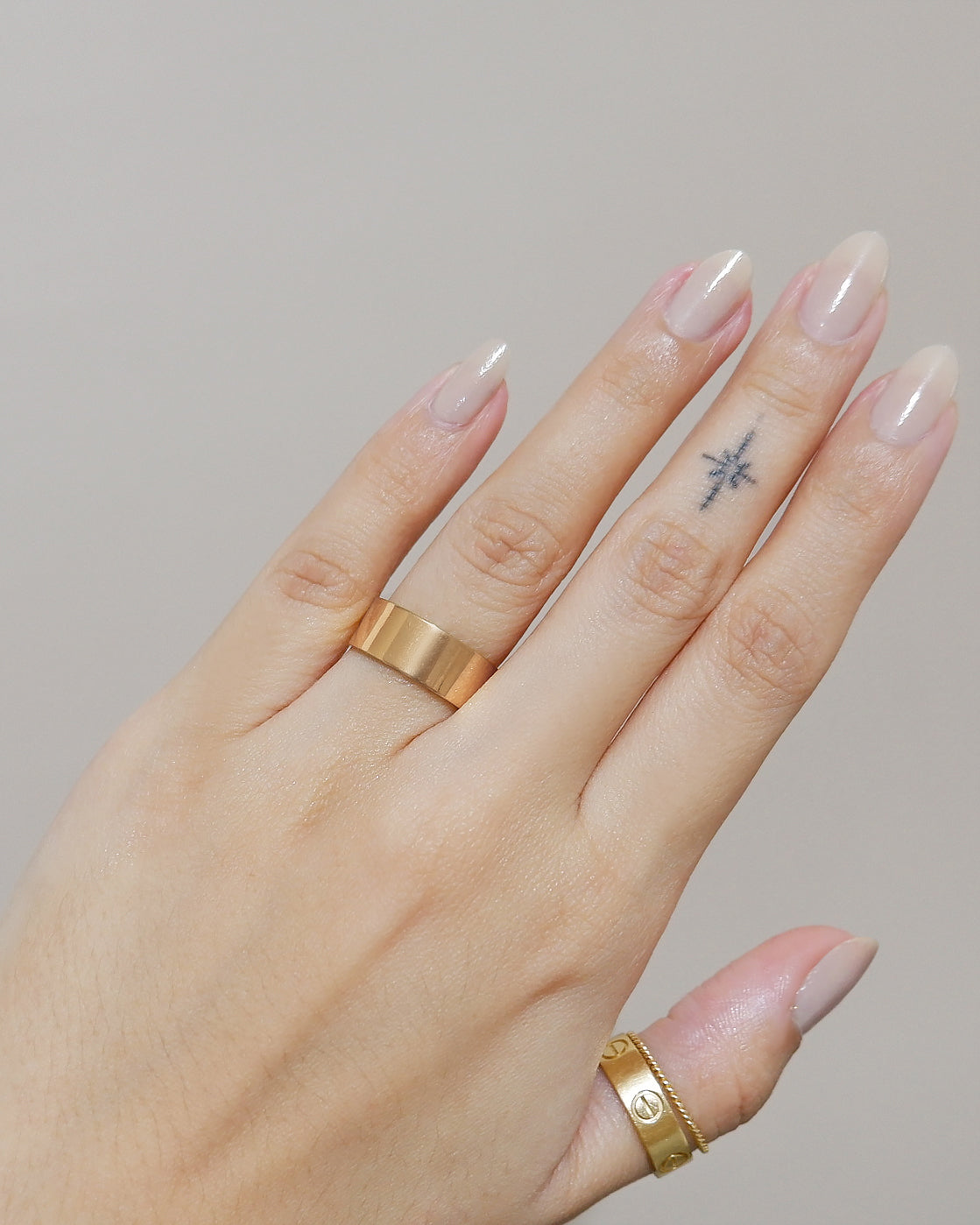 The Minimalist Cigar Band