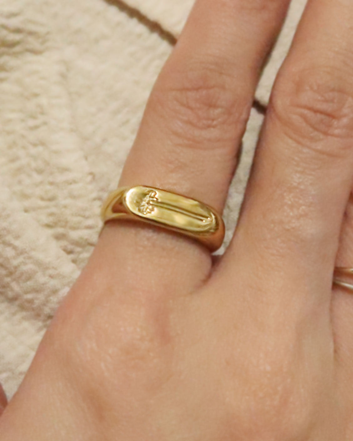 The Floral Bar Signet Ring