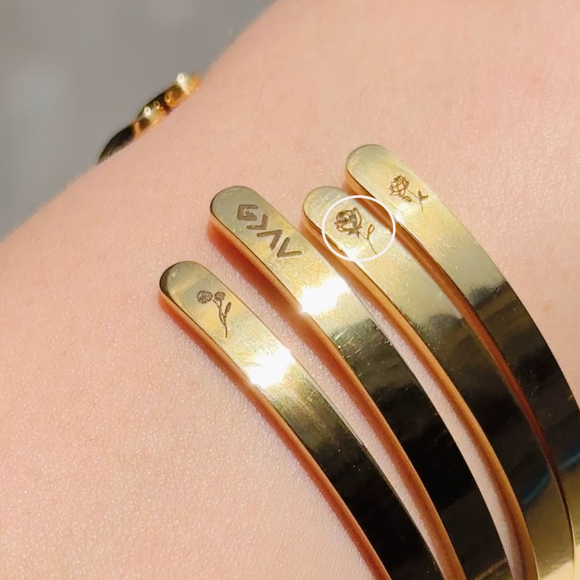 The Bare Bangle, Engraved