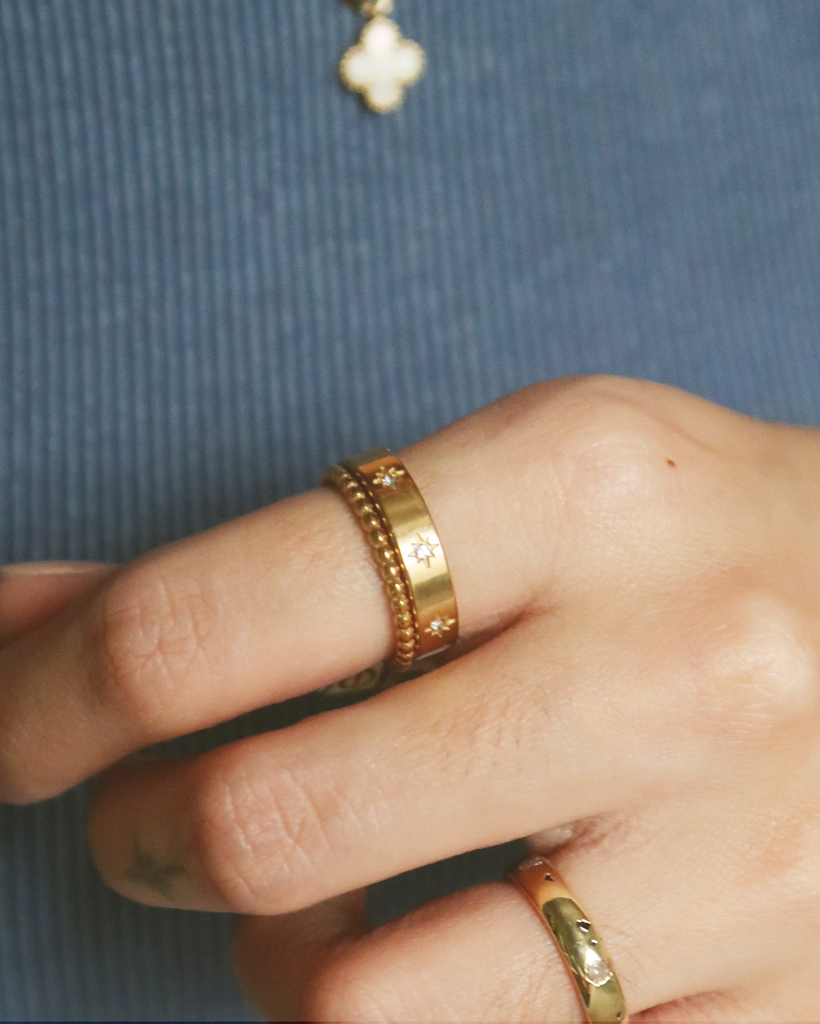 The Stellar Damien Flat Band