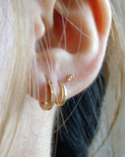 The Tribead Bar Easy Studs in Solid Gold