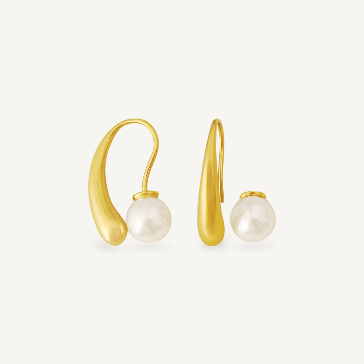 The Two-Way Pearl on Sliding Chunky Hoops