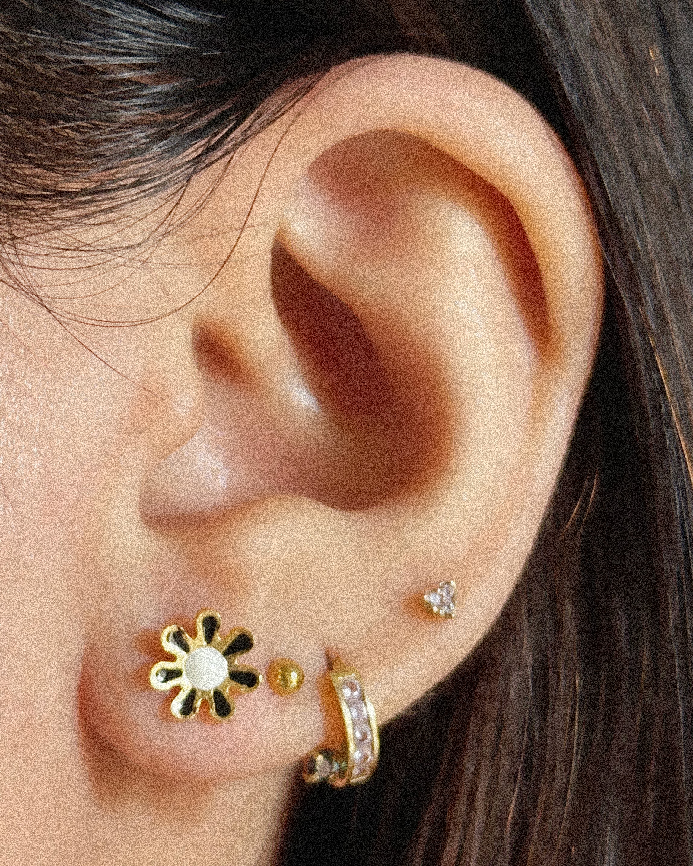 The Baby Tropical Flower Flat Back Studs