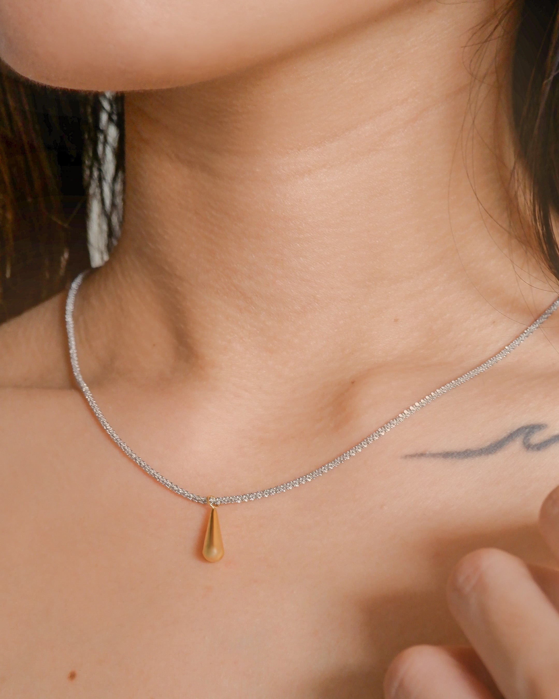 The Water Drop Starry Necklace