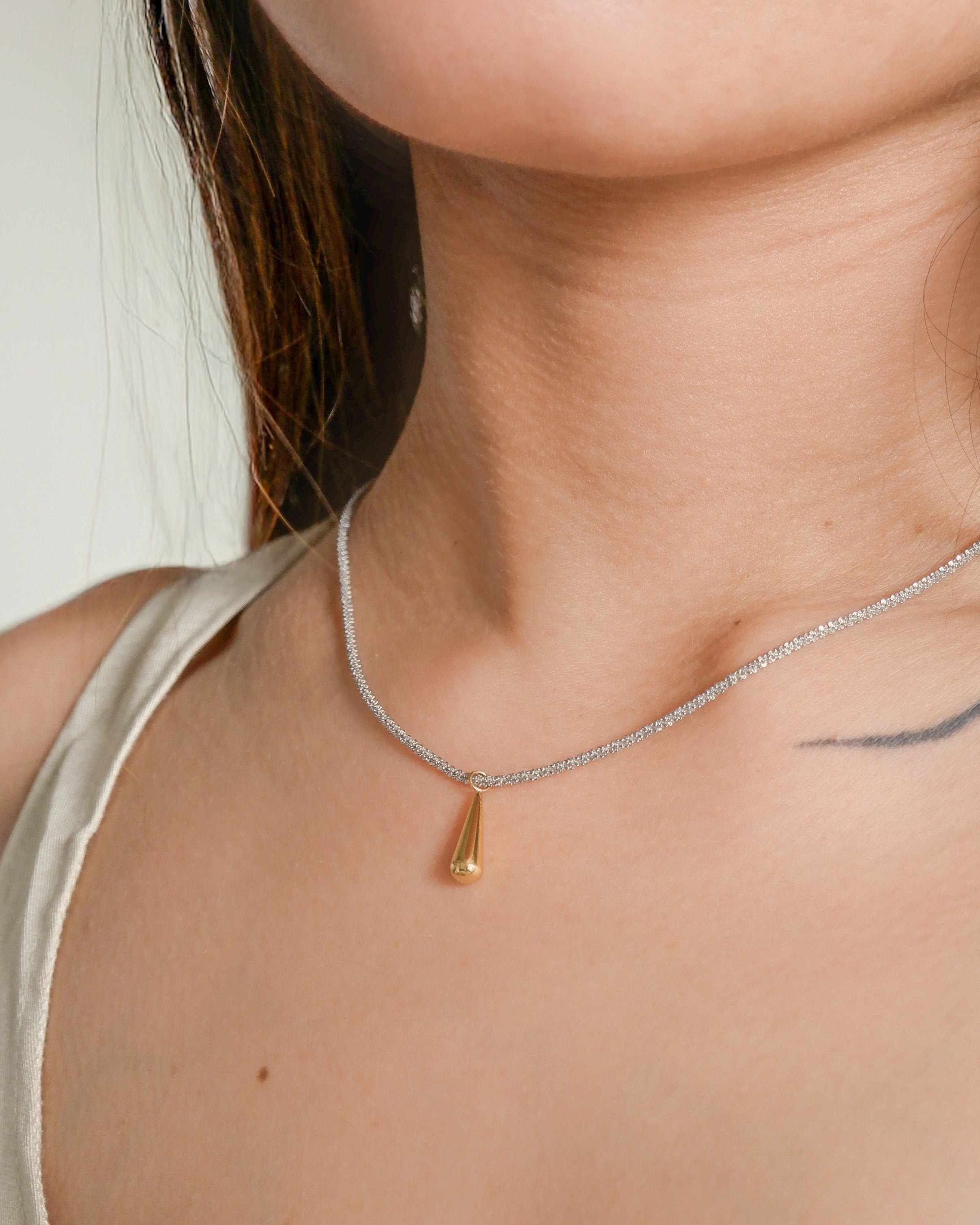 The Water Drop Starry Necklace