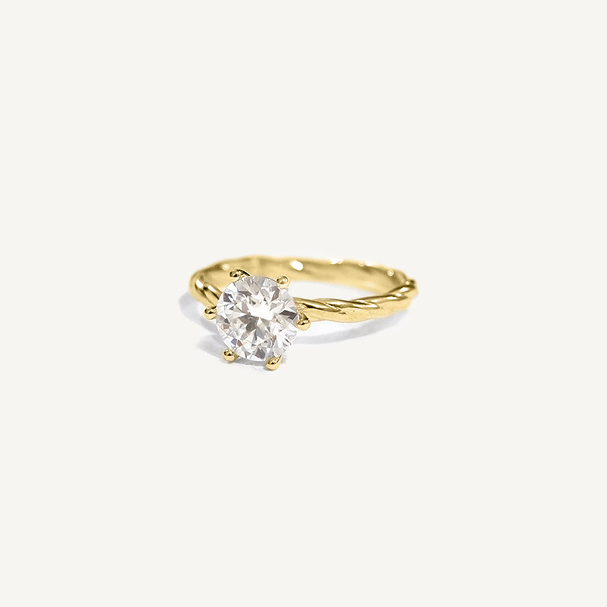 The Amélie Moissanite Ring