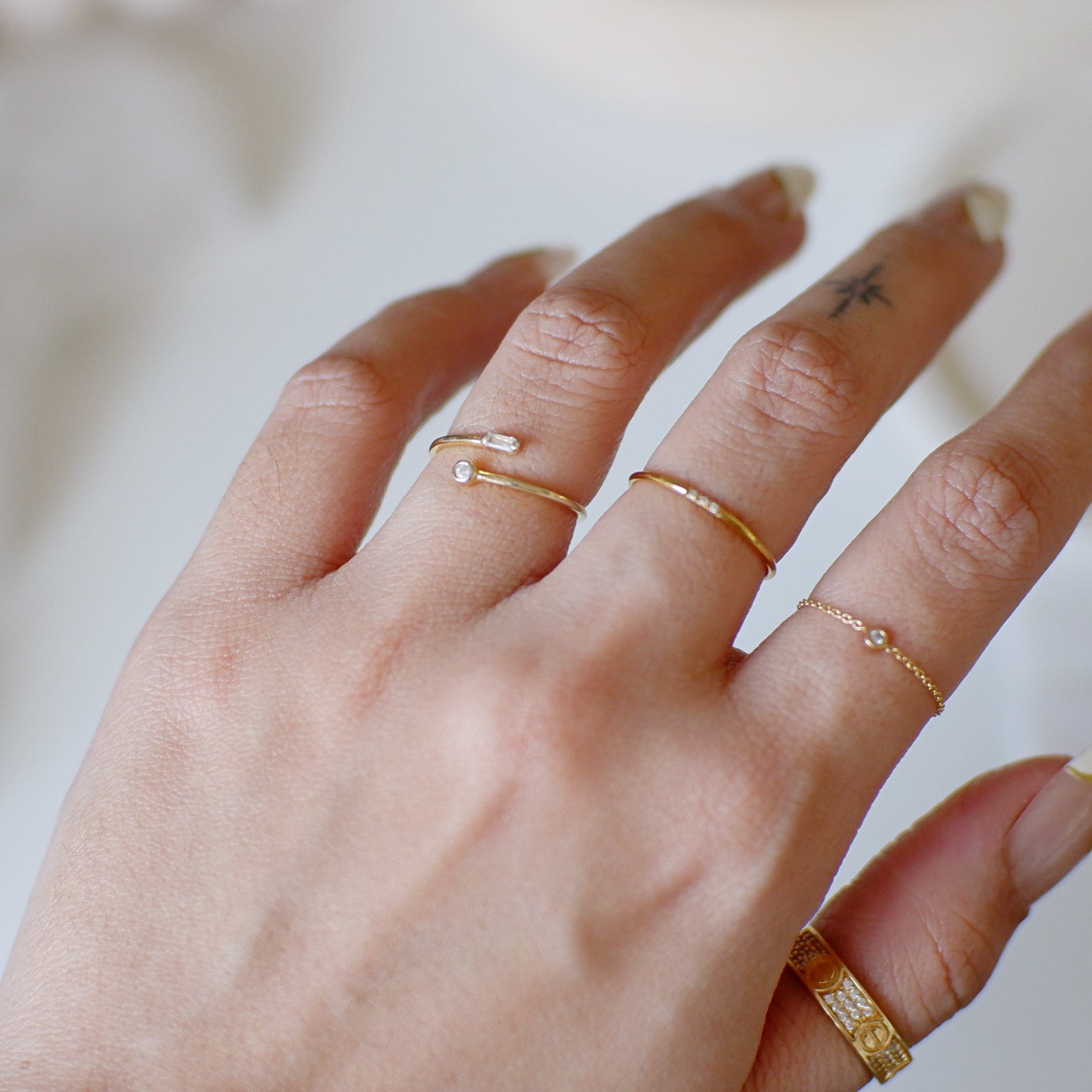 The Any-size Tiny Baguette Pinky Ring