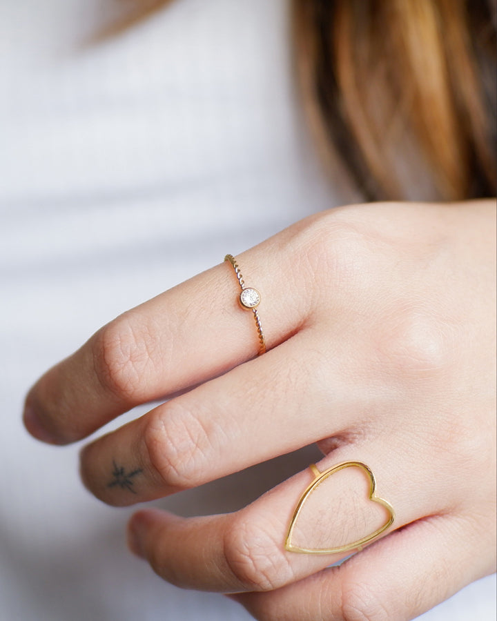 The Tat Heart Ring in Solid Gold
