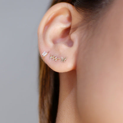 The Leaf Earrings in Solid Gold