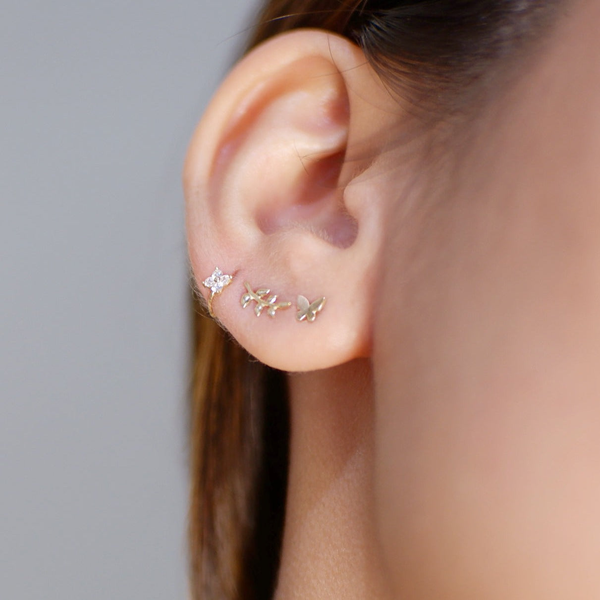 The Story Lucky Clover Huggies in Solid Gold